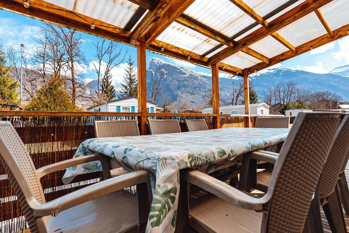Hébergement de vacances Bungalow 3 Chambres Pour 6 Pers Avec Climatisation Camping 3 Etoiles Samoëns