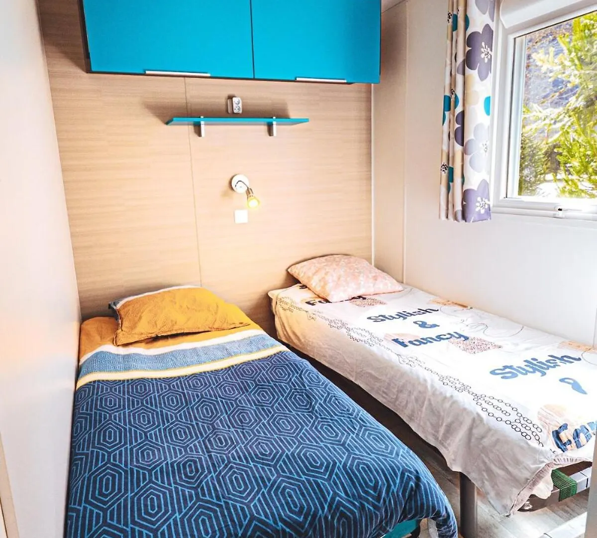 Bungalow 3 Chambres Pour 6 Pers Avec Climatisation Camping 3 Etoiles Samoëns