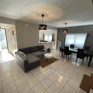 Maison Centre Bourg A 50m De La , Cherrueix France